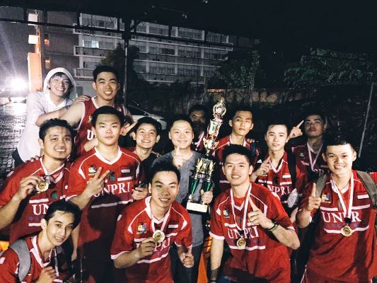 Tim Basket Universitas Prima Indonesia. PotretBisnis/HO