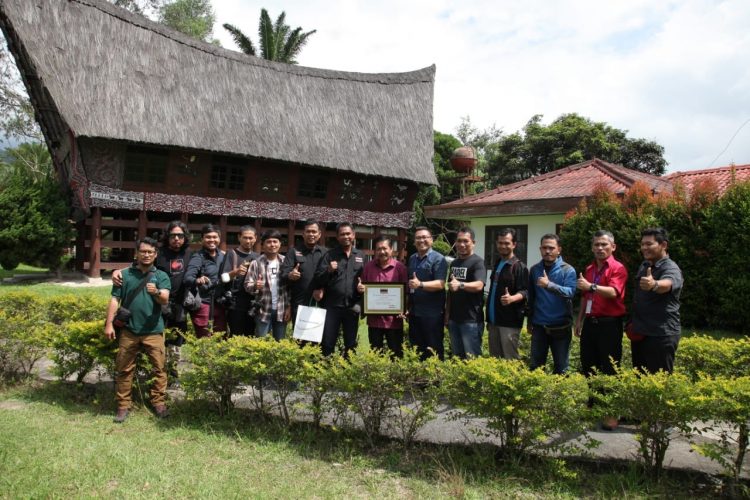 Jalin Kemitraan, PFI Medan Hunting Foto ke Toba Pulp Lestari