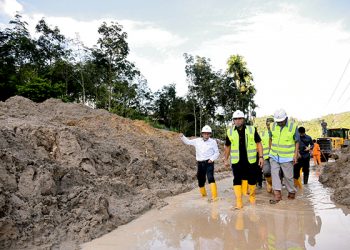 Gubsu Tinjau Longsor