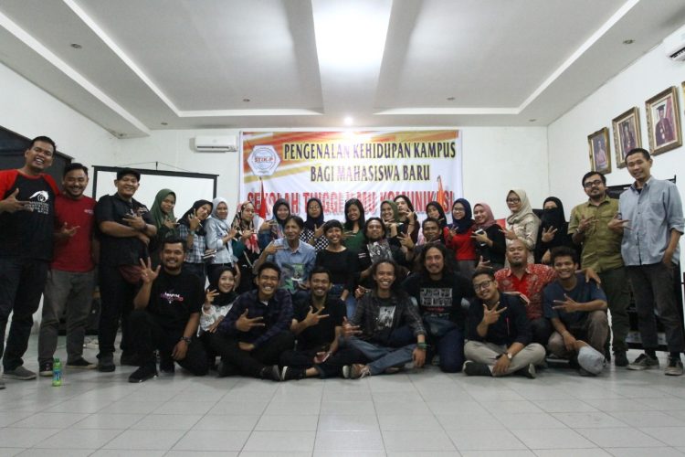 PFI Medan Gelar Bedah Buku Karya Regina di STIKP