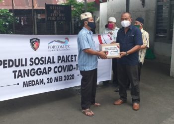 Bantuan Paket Sembako Untuk Pertuni dan Warga Kurang Mampu