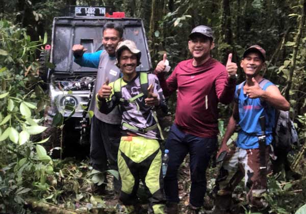 Offroad Club Must Run Tuning Tembus Jalur Hutan Terjal Penghubung Antar Dua Kabupaten di Sumut