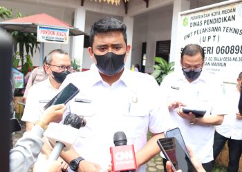 Temukan Obat Kadaluarsa, Bobby Nasution: Berbahaya Bagi Kesehatan Anak Jika Dikonsumsi