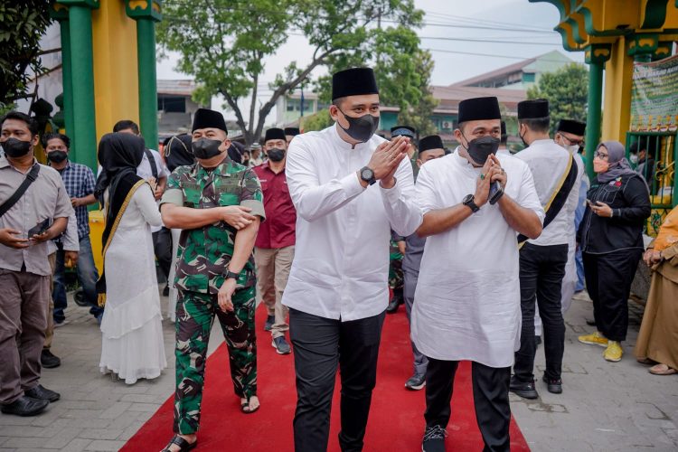 Isra Mi’raj di Masjid Raya Al Osmani, Bobby Nasution: Pemko Medan Fokus  Pembangunan Medan  Utara