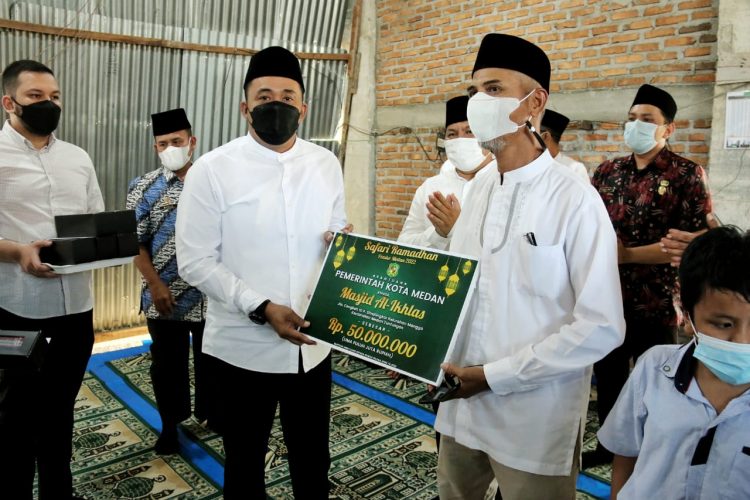Melalui Safari Ramadhan, Wakil Wali Kota Medan Perkenalkan Program Aplikasi Medan Pay dan Masjid Mandiri Kepada Masyarakat