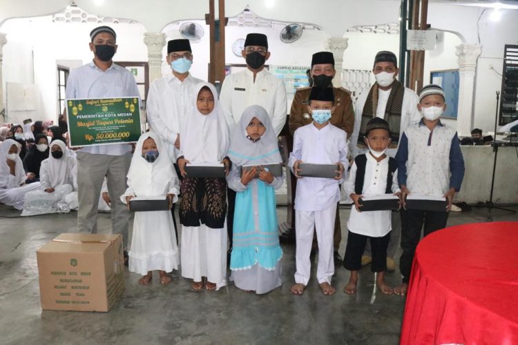 Turun di Bulan Ramadan, Al-Qur’an Ajarkan Nilai-nilai agar Manusia Selamat Dunia Akhirat