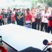 Olahraga Bersama Warga di Ajang CFD, Bobby Nasution Main Ping Pong dengan Penyandang Disabilitas
