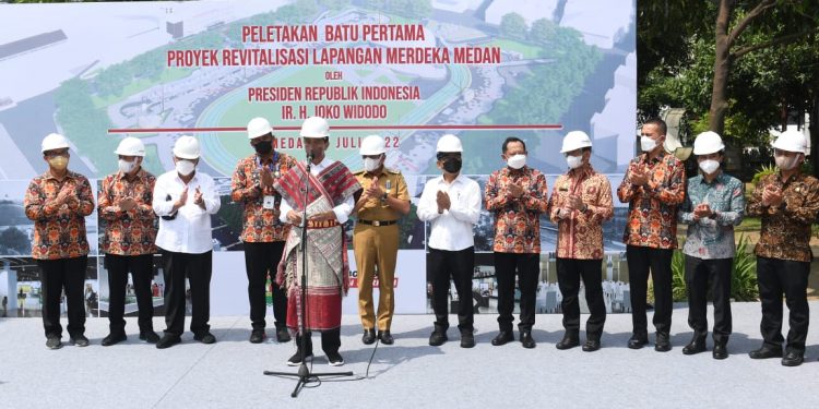 Presiden Jokowi Letakkan Batu Pertama Revitalisasi Lapangan Merdeka Medan