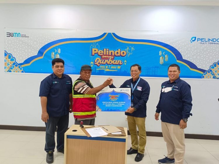 SPMT Group Salukan Daging Kurban ke Berbagai Wilayah Kerja di Indonesia