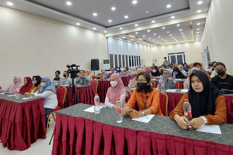 Pelatihan Pemasaran Dengan Trend Digital Salah satu Upaya untuk Pengembangan UMKM di Kota Medan