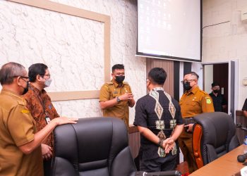 Wujudkan Program Medan Terang, Bobby Nasution Tekankan Efisiensi  Medan