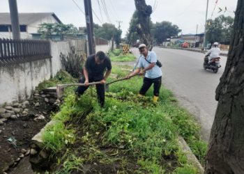 Kecamatan Medan Labuhan Normalisasi Drainase di Kelurahan Besar