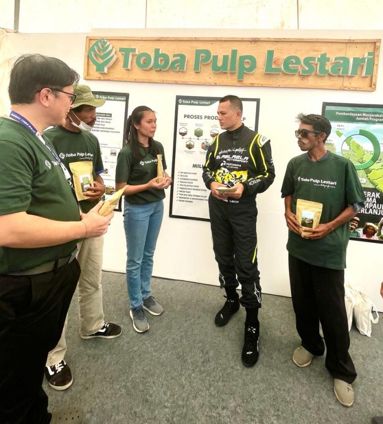 Wagub Ijeck Kunjungi Stan Produk UMKM Binaan TPL