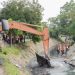 Jangan Buang Sampah Ke Sungai Sei Putih, Kecamatan Medan Petisah Akan Pasang CCTV