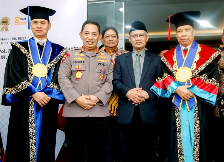 Kapolri dan Ketum PP Muhammadiyah Hadiri Pengukuhan Guru Besar Irjen Pol. Prof. Dadang Hartanto