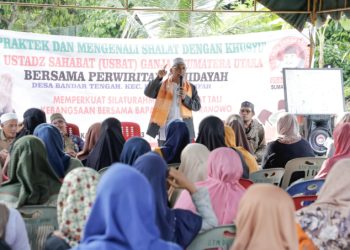 Usbat Ganjar Edukasi Masyarakat Serdang Begadai Tentang Salat Khusyu