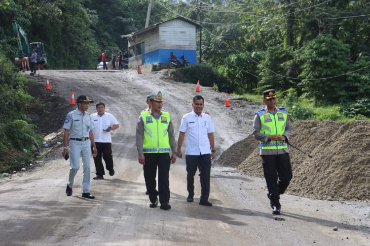 Jaga Fungsional Jalan, Dir Lantas Polda Sumut Turun ke Batu Jomba Tapsel
