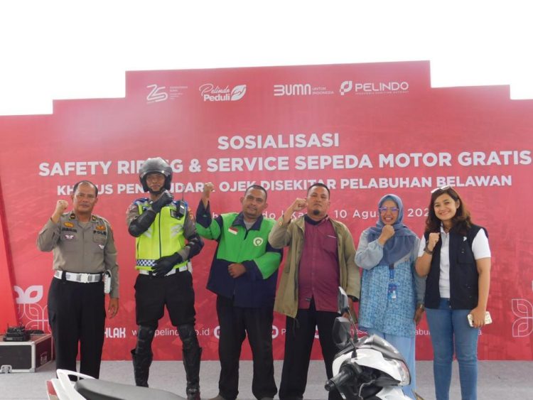 Sambut HUT RI, Pelindo Group Berikan Service dan Ganti Oli Gratis Untuk Ojol di Medan