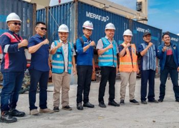 Kedatangan Kapal Kontainer PT Meratus Ramaikan Bongkar Muat Peti Kemas di Pelabuhan Sibolga