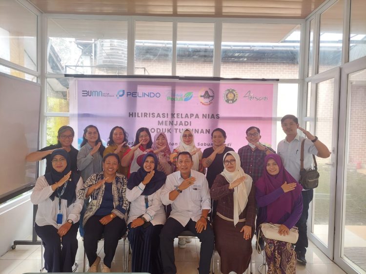 Pelindo Regional 1 dan Teknik Kimia USU Pelatihan Hilirisasi Kelapa Nias Jadi Produk Pelaku UMKM