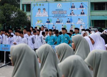 Santri Harus Jadi Insan Cerdas, Peduli Sesama, Berkontribusi Positif Bagi Masyarakat