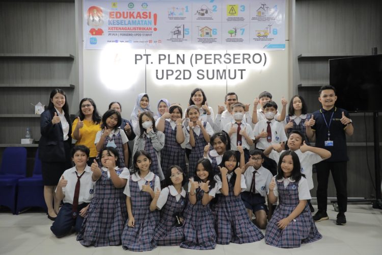 Dikunjungi Murid Sekolah Dasar, PLN Paparkan Edukasi Seputar Listrik
