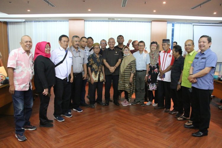 Silaturahmi dengan Awak Media, Ketua DPRD Sumut Soetarto Berharap Bisa Dekat dengan Wartawan