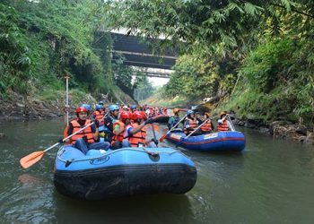 Pemulihan Ekosistem Sungai Ciliwung, PGN Berhasil Angkut 7.956 Kg Sampah