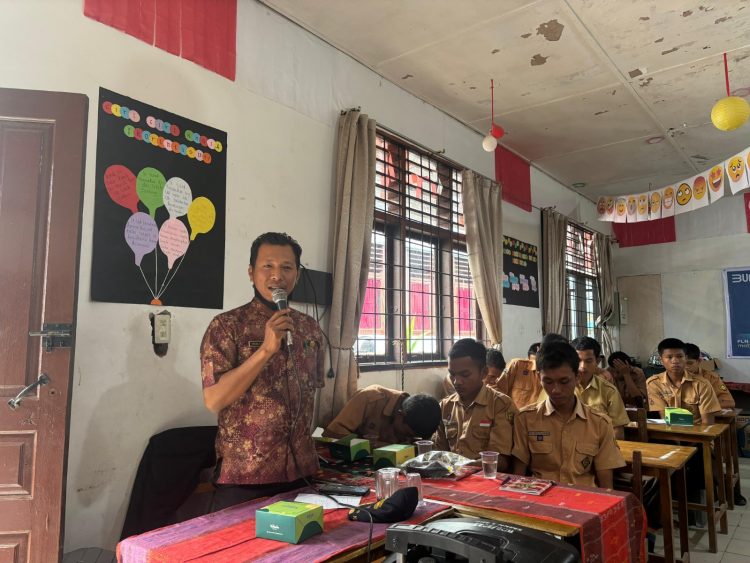 Kinerja 5 Tahun Dibawah Kepemimpinan Erick Thohir, PLN UP3 Sibolga Gelar Sosialisasi Peduli Bahaya Listrik dan PLN Mobile