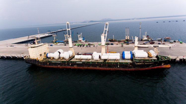 PTP Nonpetikemas Dukung Proyek Strategis Nasional Pembangunan Smelter Grade Alumina di Terminal Kijing