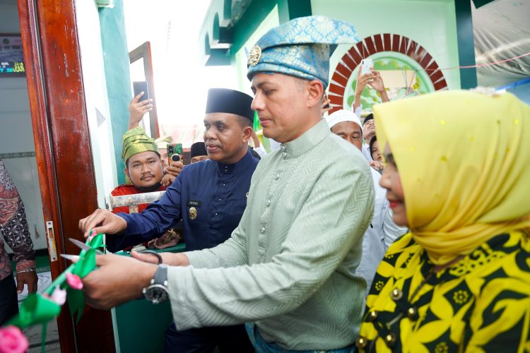 Resmikan Masjid ke-49, Ijeck: Insyaallah Kampung Ini Berkah