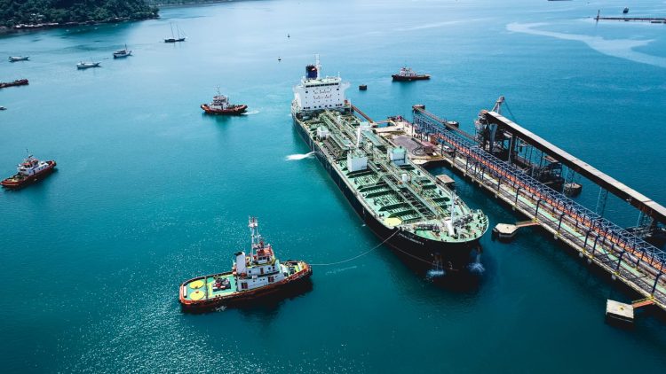 PTP Nonpetikemas Teluk Bayur: Implementasikan Pelabuhan Ramah Lingkungan dan Tingkatkan Efisiensi serta Produktivitas