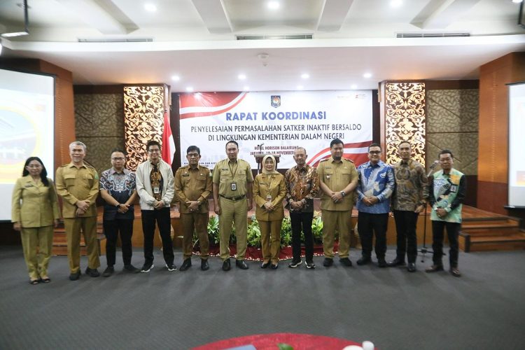 Pj Sekda Kota Medan Ikuti Rakor Penyelesaian Permasalahan SIB di Lingkungan Kemendagri