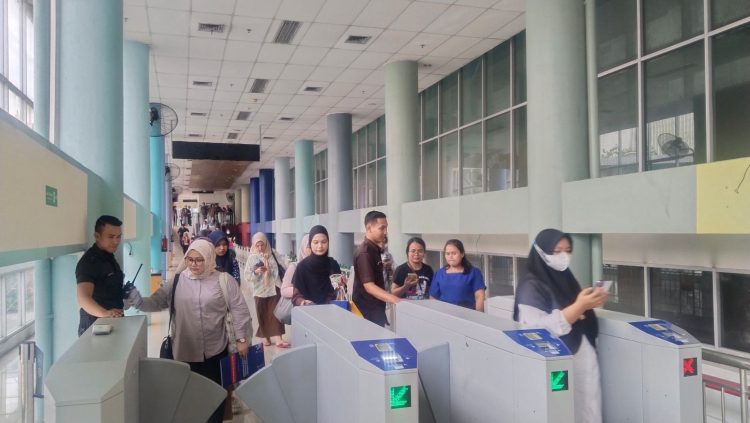 KAI Bandara Sediakan 480 Ribu Kursi Selama Liburan Nataru