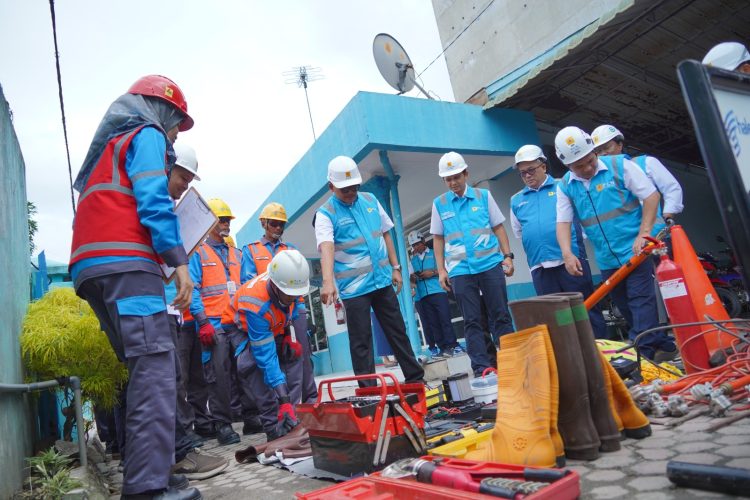 Pastikan Kesiapan Personil Jelang Nataru, GM PLN UID Sumut Kunjungi UP3 Lubuk Pakam