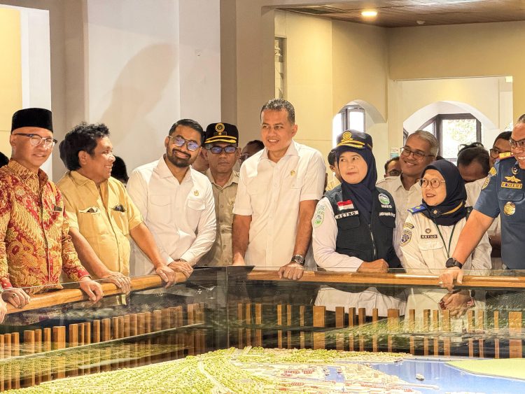 Kunker Bersama Komisi V Ke Pelabuhan, Ijeck Minta Pelindo Perhatikan Masyarakat Sekitar