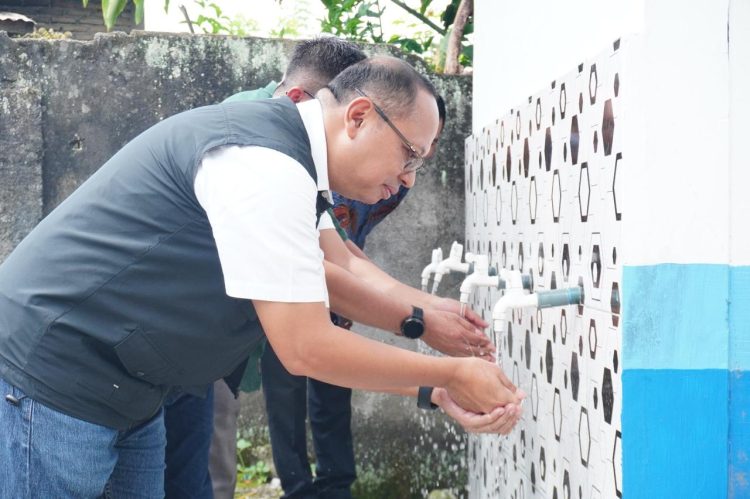 SPMT Beri Bantuan Program Sanitasi dan Akses Air Bersih Untuk Sekolah Tunas Sebernaman