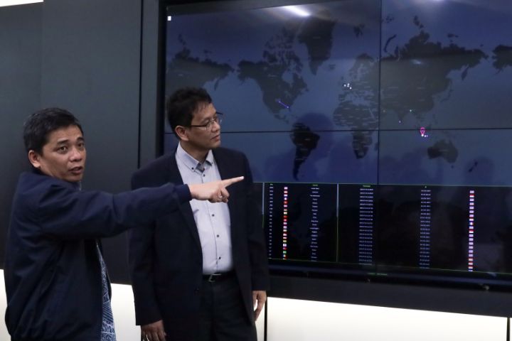 Purbaya Yudhi Sadewa tinjau sistem pemantauan global untuk perkuat keamanan siber LPS