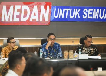 Rico Waas Tegaskan Progres Untuk Tingkatkan PAD Harus Dikejar Sampai Akhir Tahun