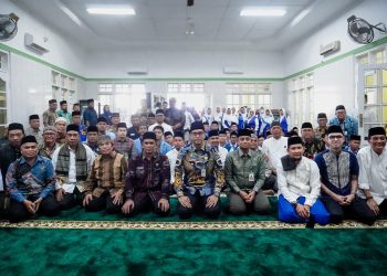 Rico Waas Dorong Masyarakat Jaga Keguyuban dan Kepedulian Lingkungan