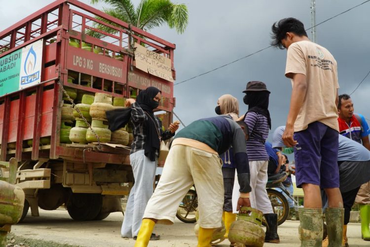 Pascabencana, Pertamina Gelar Operasi Pasar Lebih dari 20 Ribu Tabung LPG 3 Kg di Aceh
