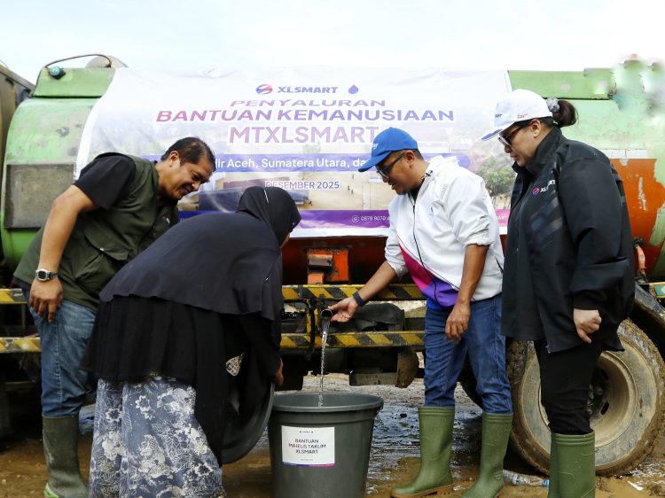 Karyawan XLSMART Salurkan Donasi ke Sumut, Sumbar hingga Aceh