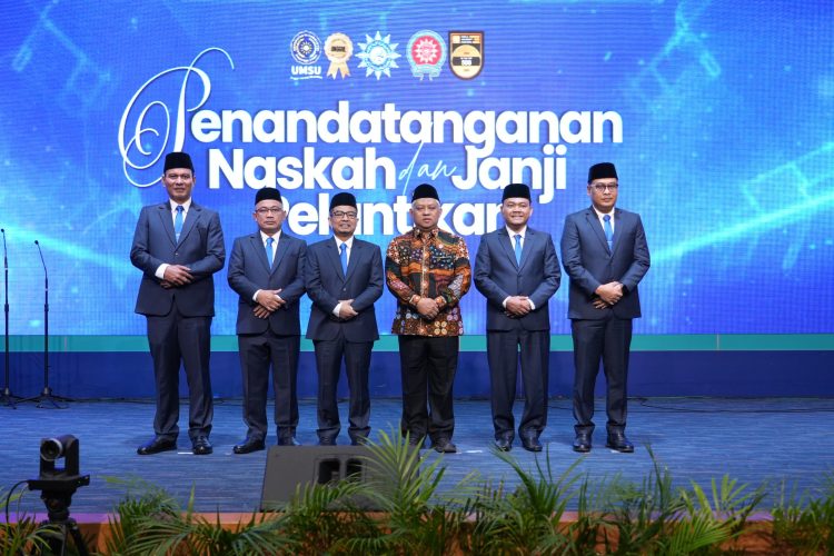 Pelantikan Empat Wakil Rektor UMSU Ketua PP Muhammadiyah: Jadikan Kampus Se-Unggul-Unggulnya
