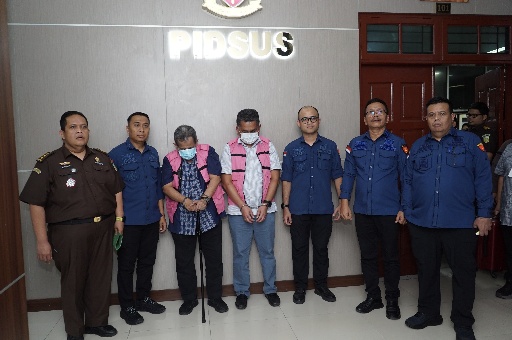 Kejati Sumut Tahan Dua Tersangka Korupsi Pengadaan Kapal Tunda di Pelindo I