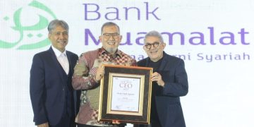 Direktur Utama Bank Muamalat Raih Penghargaan Best CEO 2025