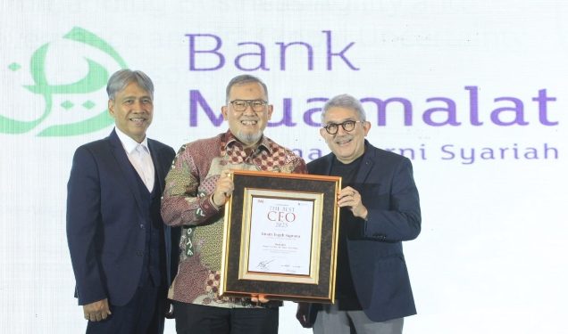 Direktur Utama Bank Muamalat Raih Penghargaan Best CEO 2025