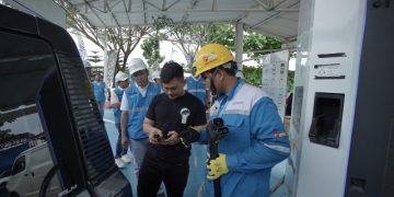 PLN Terangi Pelosok Nias Utara, Listrik Desa Wujudkan Energi Berkeadilan