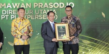 Dirut PLN Sabet Green Leadership, PLN Bawa Pulang 11 PROPER Emas KLH 2025