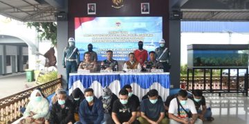 TNI AL Gagalkan Penyelundupan PMI Non Prosedural di Perairan Karimun
