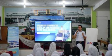 KAI Bandara Edukasi 150 Pelajar SMAN 1 Lubuk Pakam tentang Keselamatan Perkeretaapian